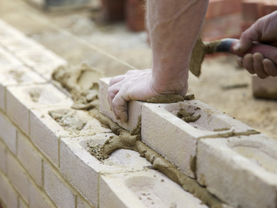 Baustoff und Rohstoff